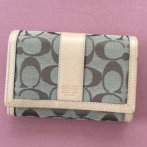 Coach Bags - Coach Signature C Canvas Wallet Coach Bags - Coach Signature C Canvas Wallet